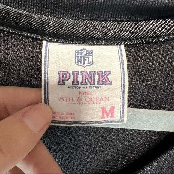 Victoria’s Secret PINK NFL Philadelphia Eagles Jersey Tee – Size M - Picture 4 of 5